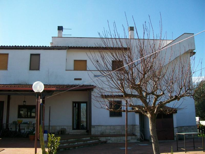 Three apartments of various sizes are well designed,