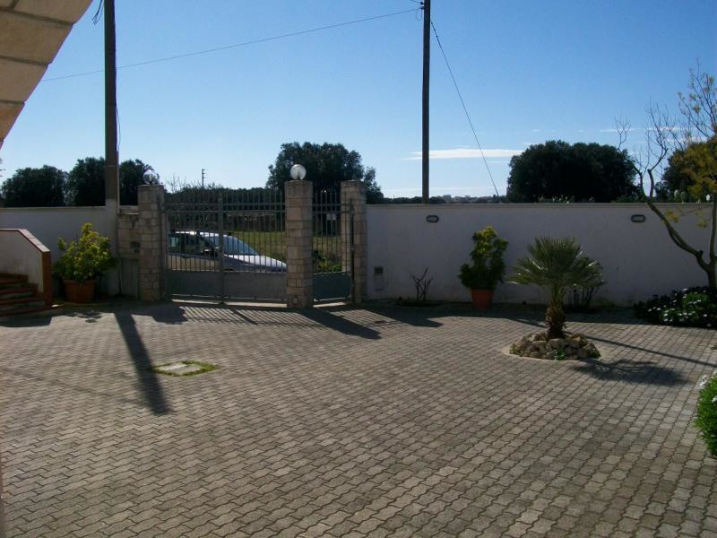 Three apartments of various sizes are well designed,