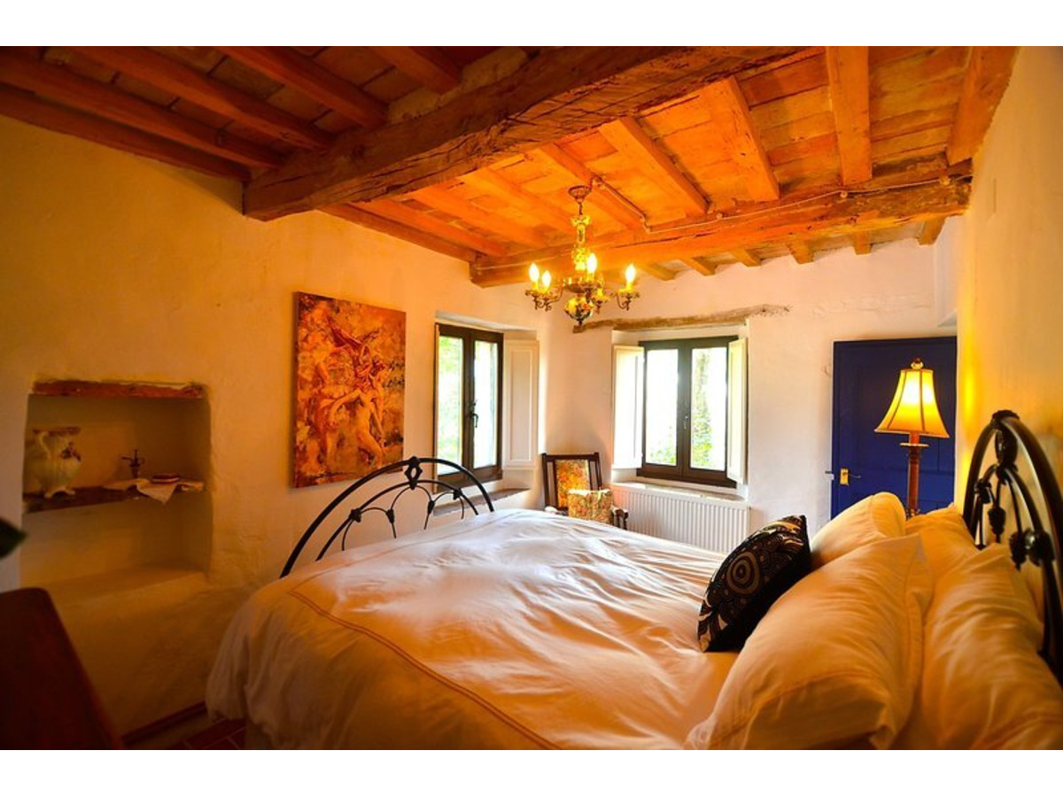 Historic Farmhouse for Sale