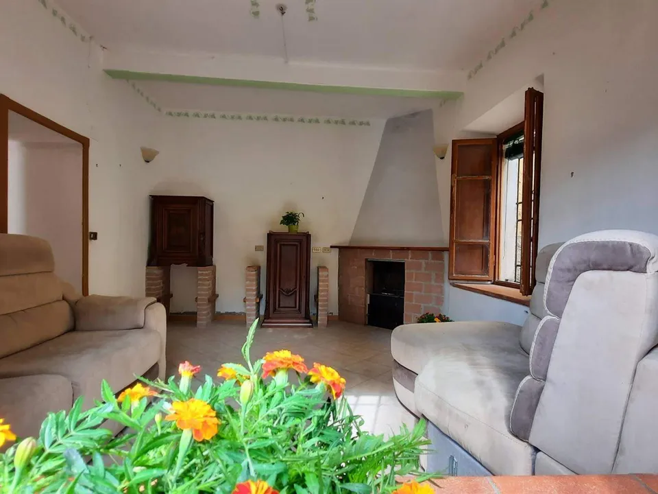 House in Sommocolonia with a view of Barga and valley to the Apuane Alps for sale