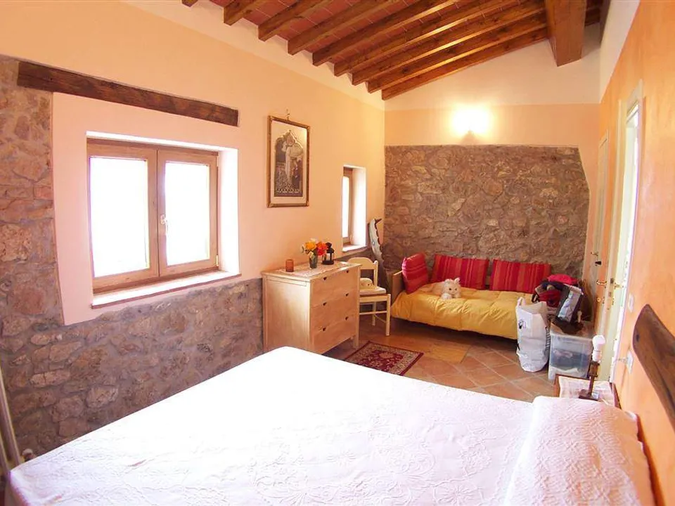 Molazzana, house with terrace  for sale