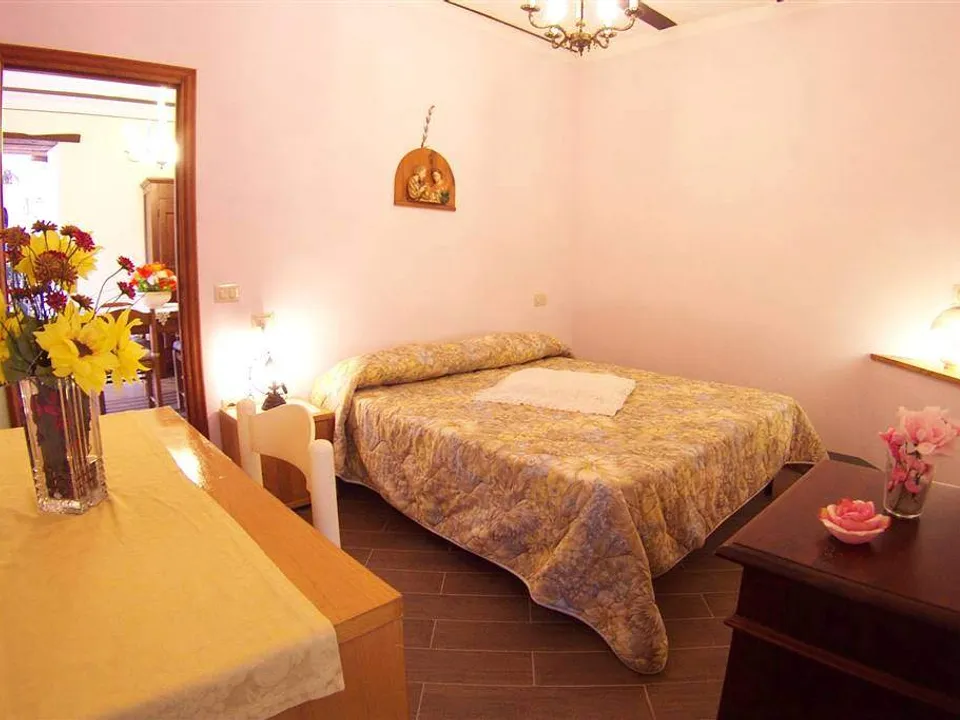 Molazzana, house with terrace  for sale