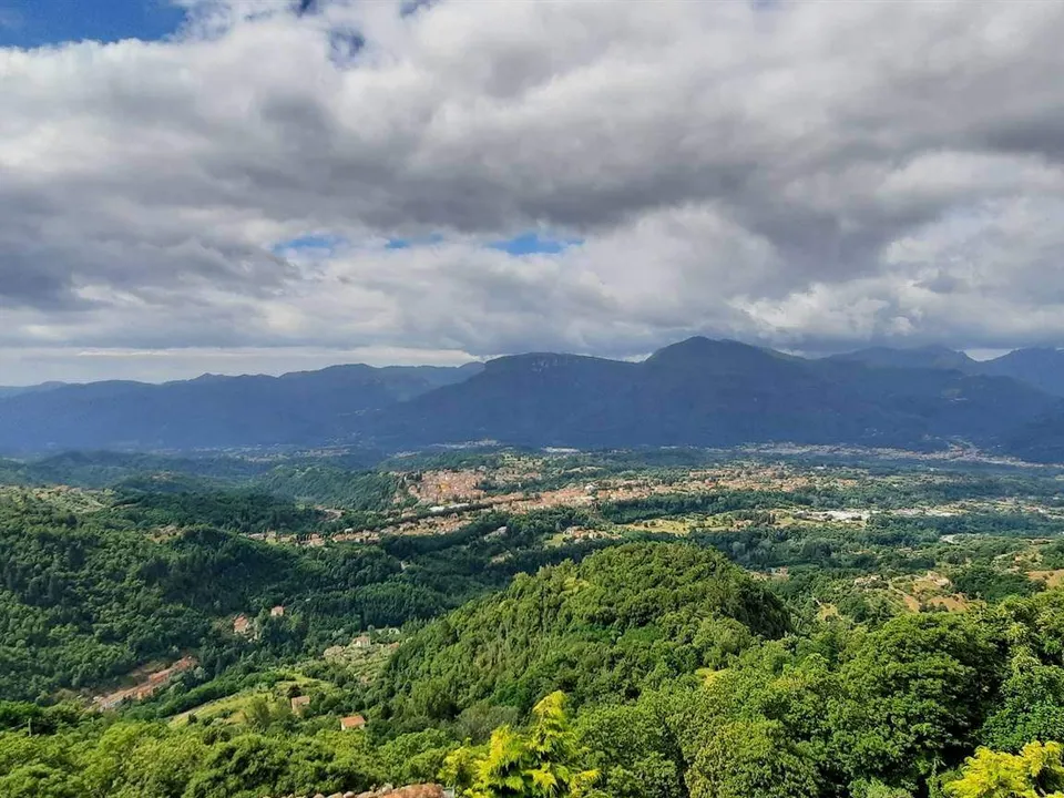 House in Sommocolonia with a view of Barga and valley to the Apuane Alps for sale