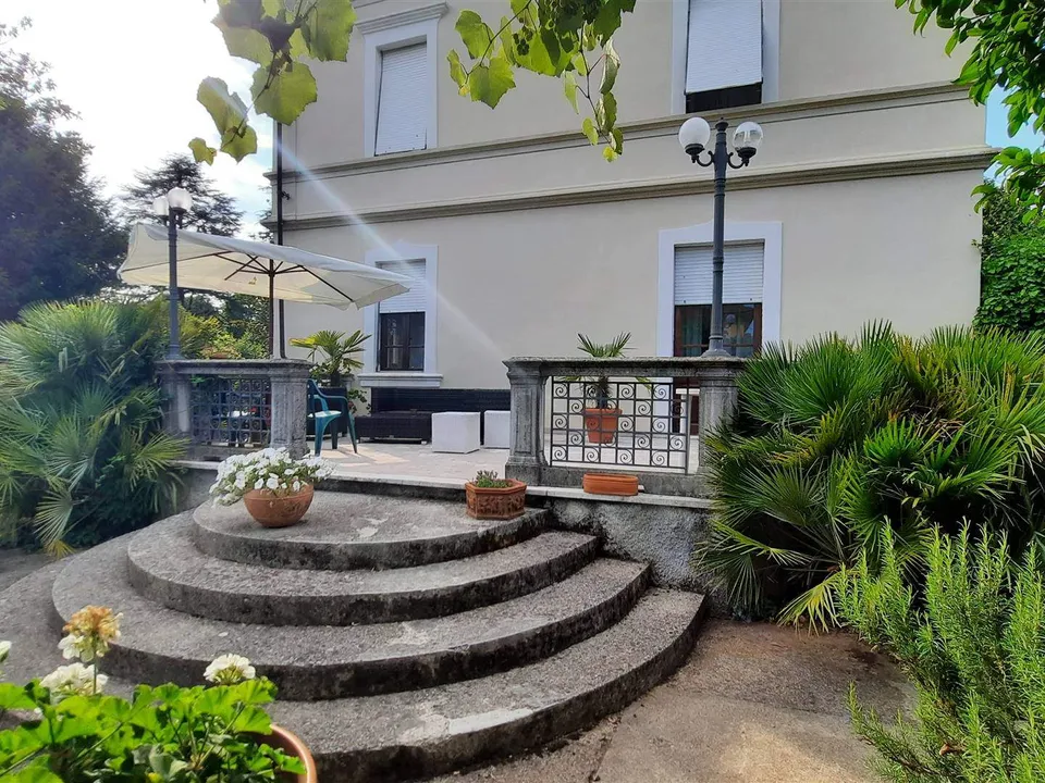 Barga villa the beginning of the 1900s for sale