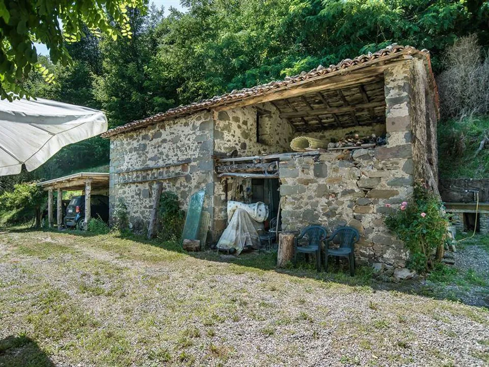Villa in the Tuscan mountains north of Lucca  for sale