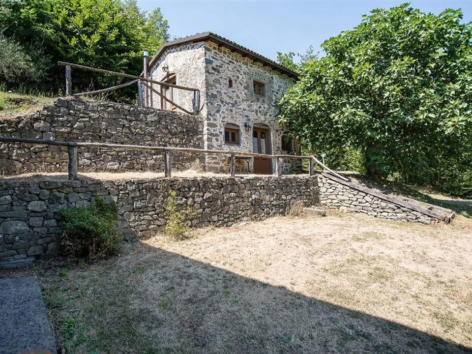 Villa in the Tuscan mountains north of Lucca  for sale