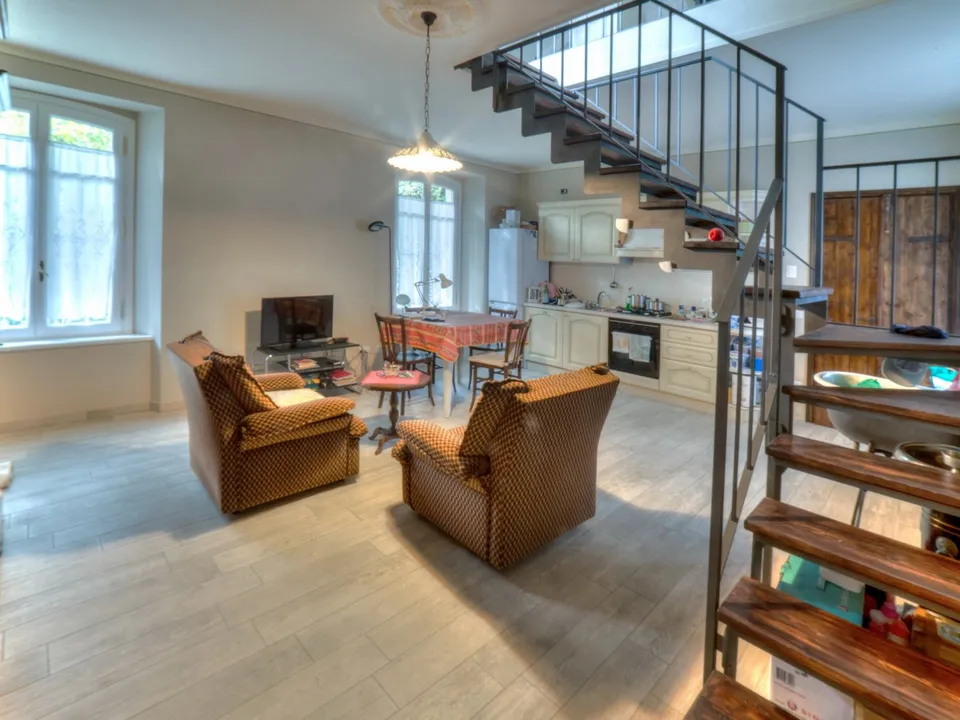 Villa overlooking Lake Maggiore in Verbania for sale