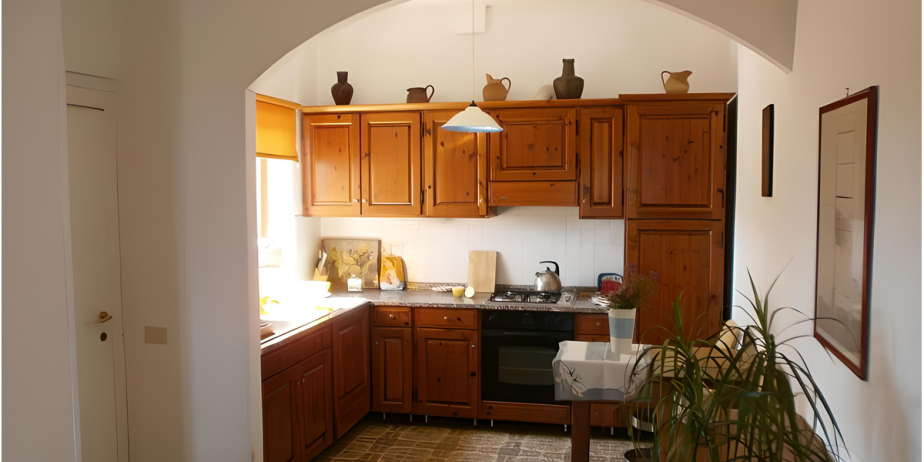 Splendid villa overlooking lake bracciano, near Rome