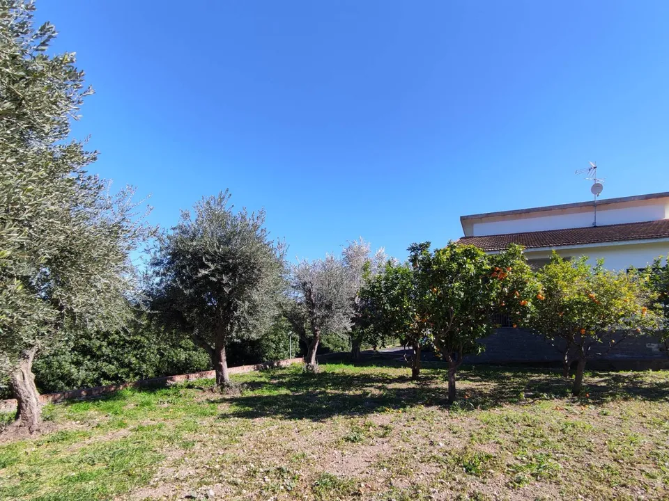 Splendid villa in  Costa Saracena near the bays of Augusta for sale