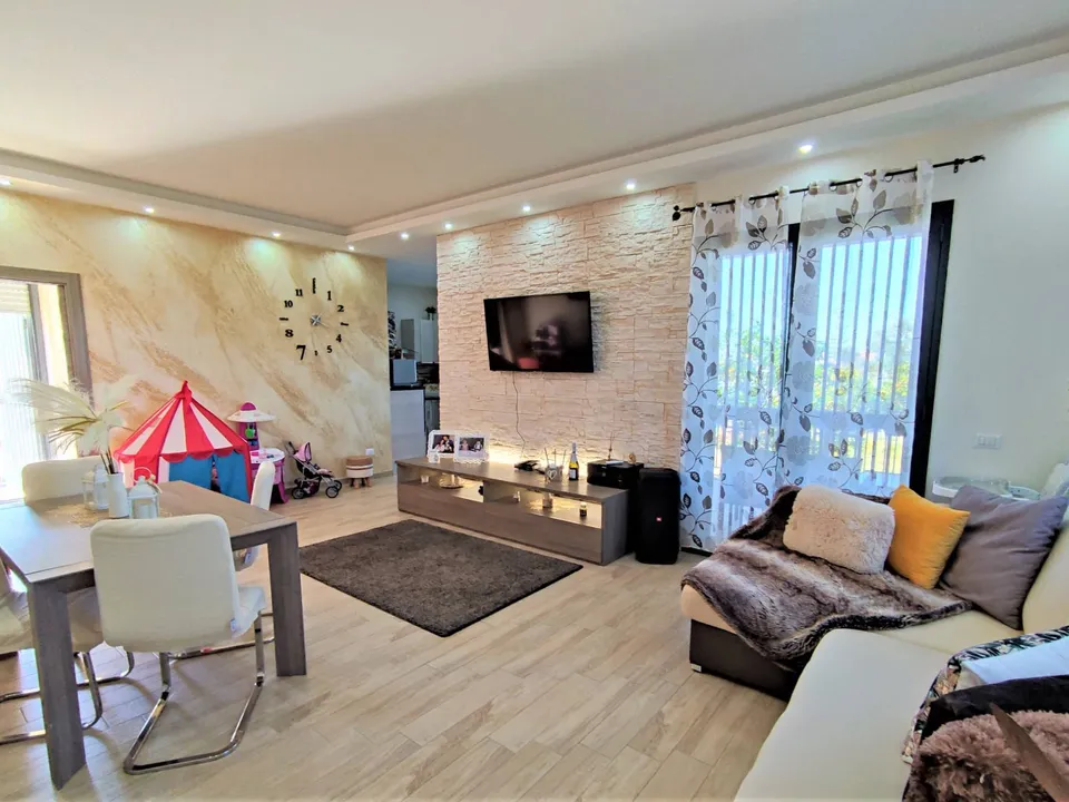 Splendid villa in  Costa Saracena near the bays of Augusta for sale