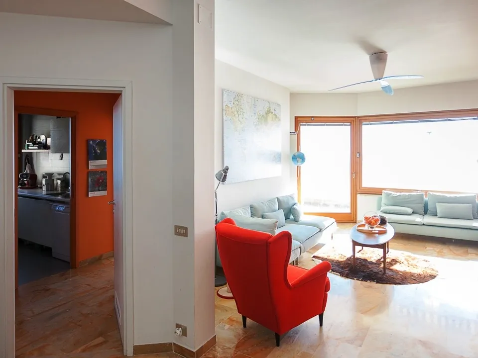 Large apartment  in a residential  complex in Ospedaletti