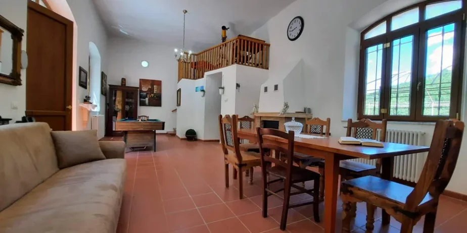 Lovely ston house dating back to the late 1800s inthe Municipality of Molazzana