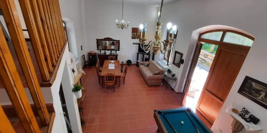 Lovely ston house dating back to the late 1800s inthe Municipality of Molazzana