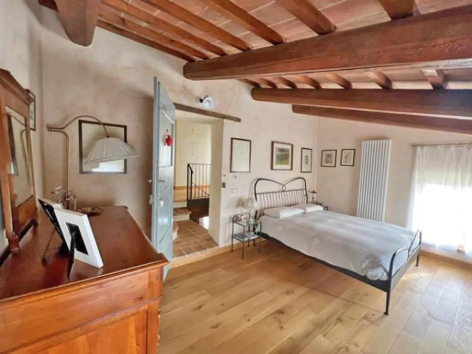 Beautiful farmhouse in Macerata Feltria for sale