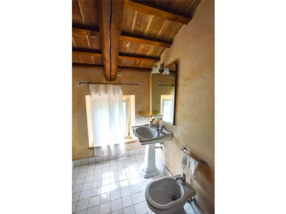 Beautiful farmhouse in Macerata Feltria for sale