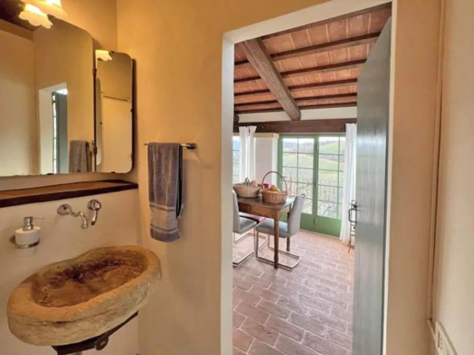 Beautiful farmhouse in Macerata Feltria for sale