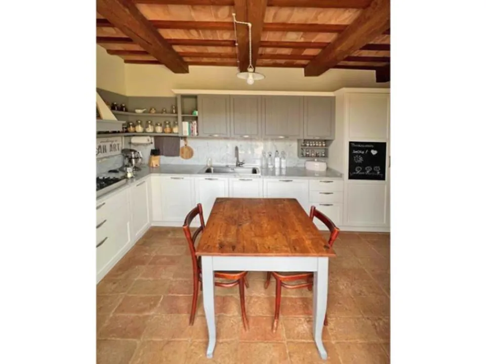 Beautiful farmhouse in Macerata Feltria for sale