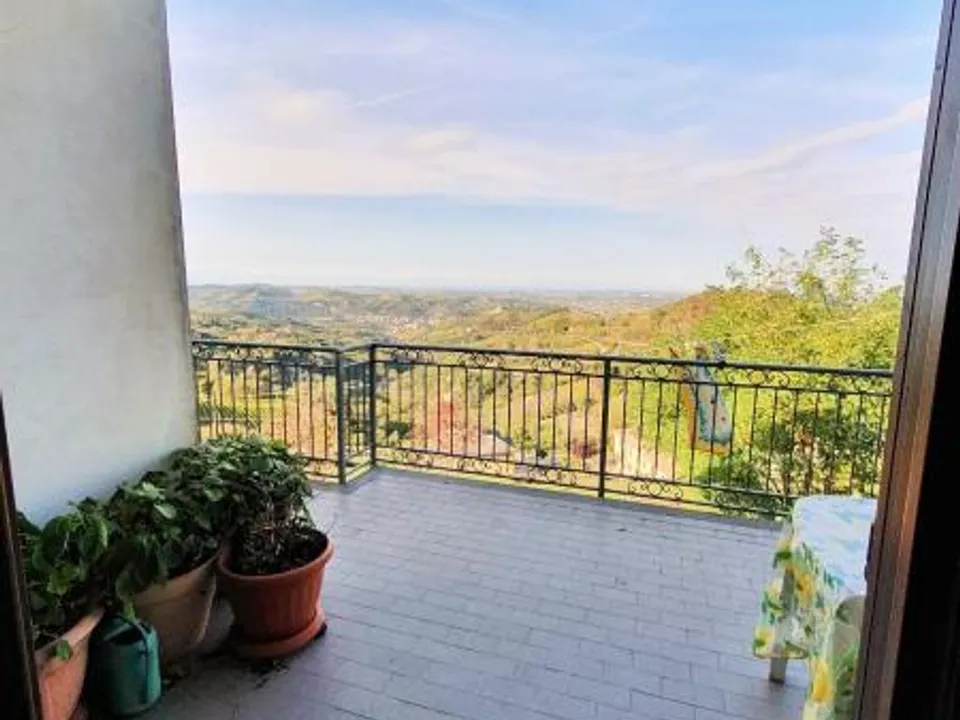 Villa In Cassinasco, in a wonderful position with an amazing view over the entire Alpine Arch