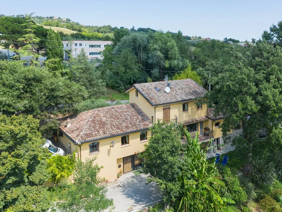 Splendid Villa in Montescudo for sale