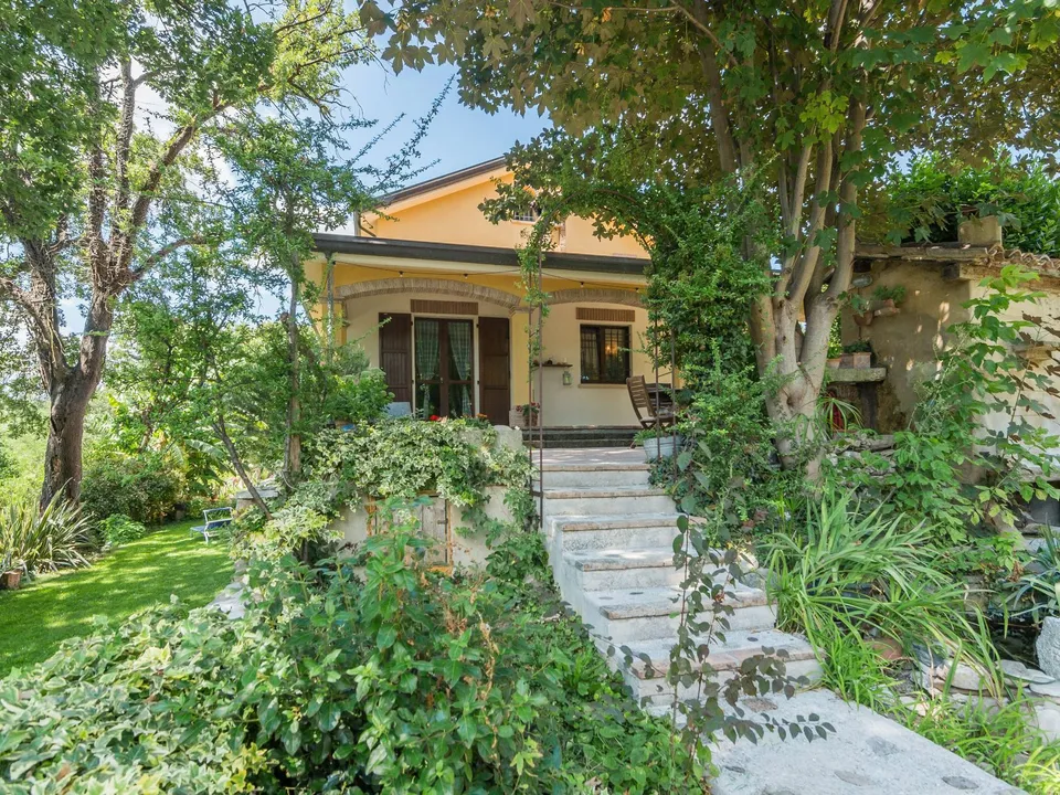 Splendid Villa in Montescudo for sale