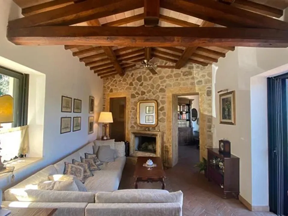 The nice house  in the countryside near  Todi for sale