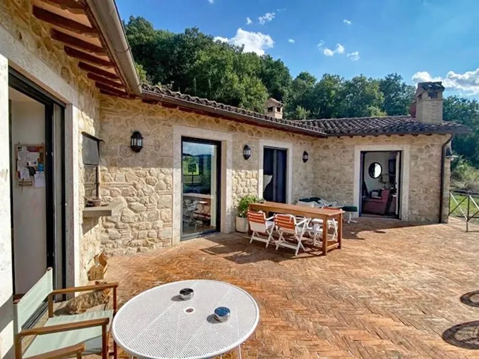 The nice house  in the countryside near  Todi for sale