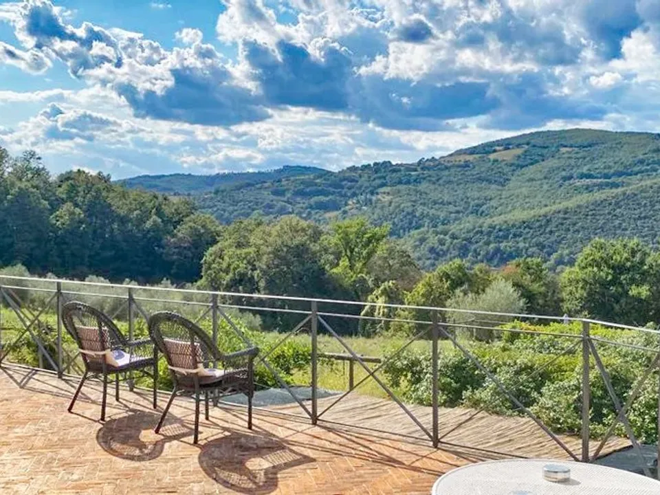 The nice house  in the countryside near  Todi for sale