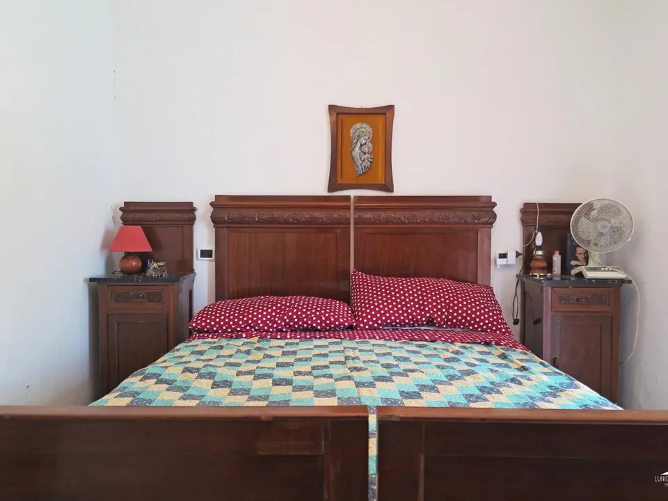 House with  fabulous panoramic views over the Tuscan-Emilian Apennines for sale