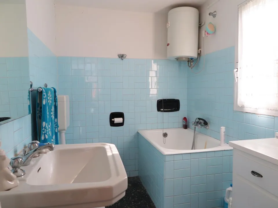 House with  fabulous panoramic views over the Tuscan-Emilian Apennines for sale