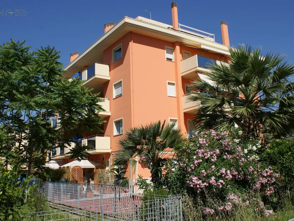 The property is in a beautiful location in San Benedetto Del Tronto.