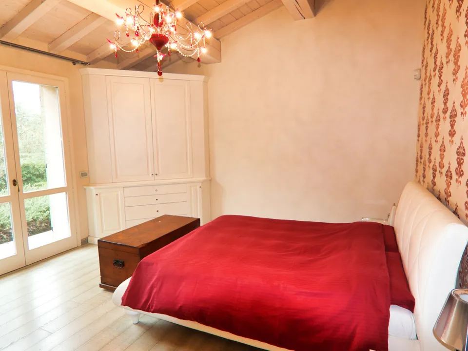 Donoratico,  villa in the Tuscan countryside for sale