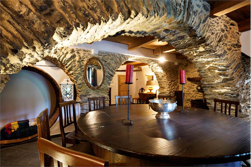 Luxury Villa in Armo (IM)