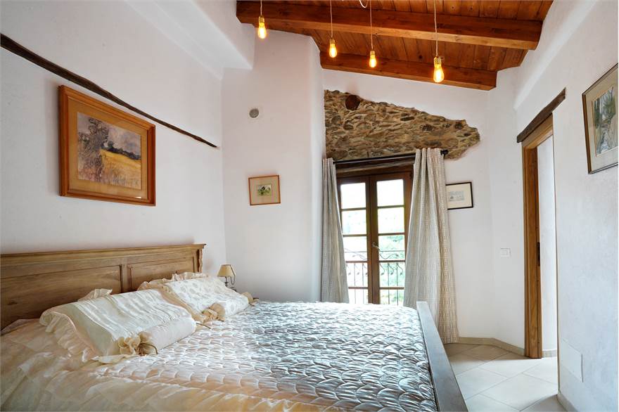 Luxury Villa in Armo (IM)