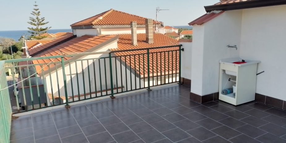 Seaside Renovated Apartment 2 bedrooms