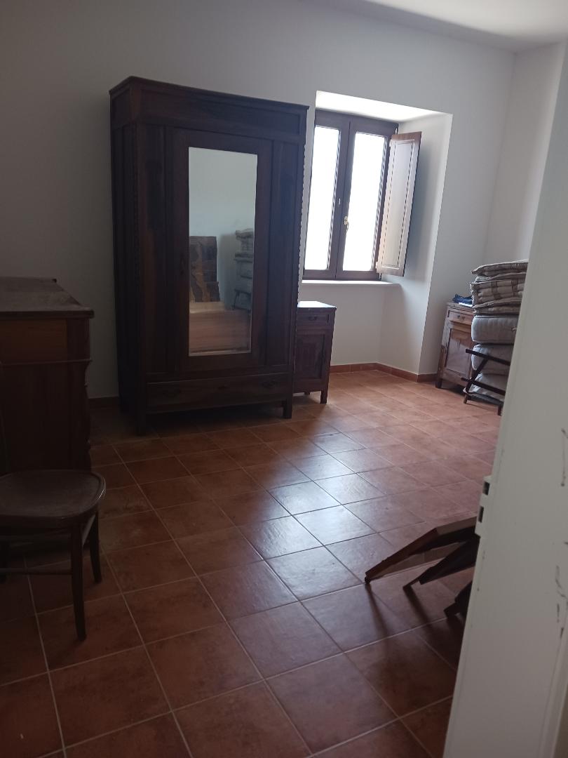 Vacation home for sale with plot of land