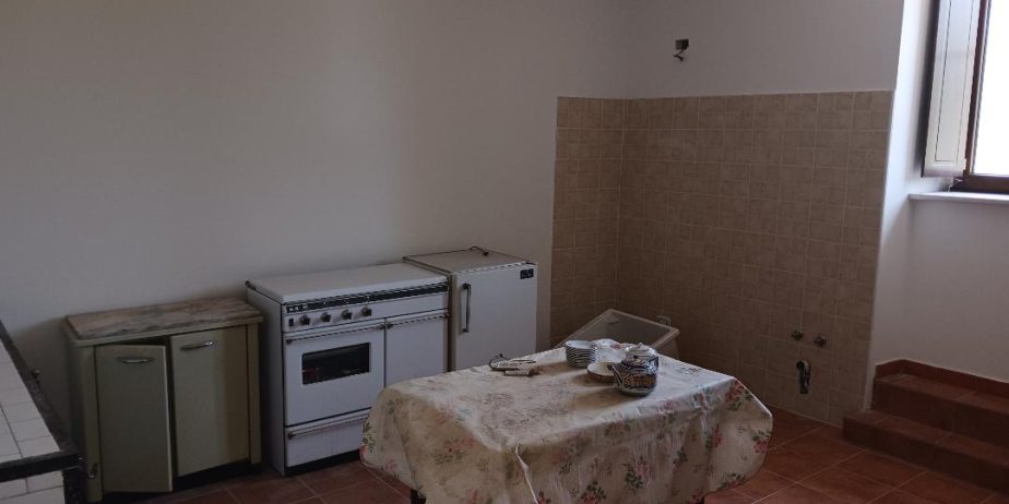 Vacation home for sale with plot of land