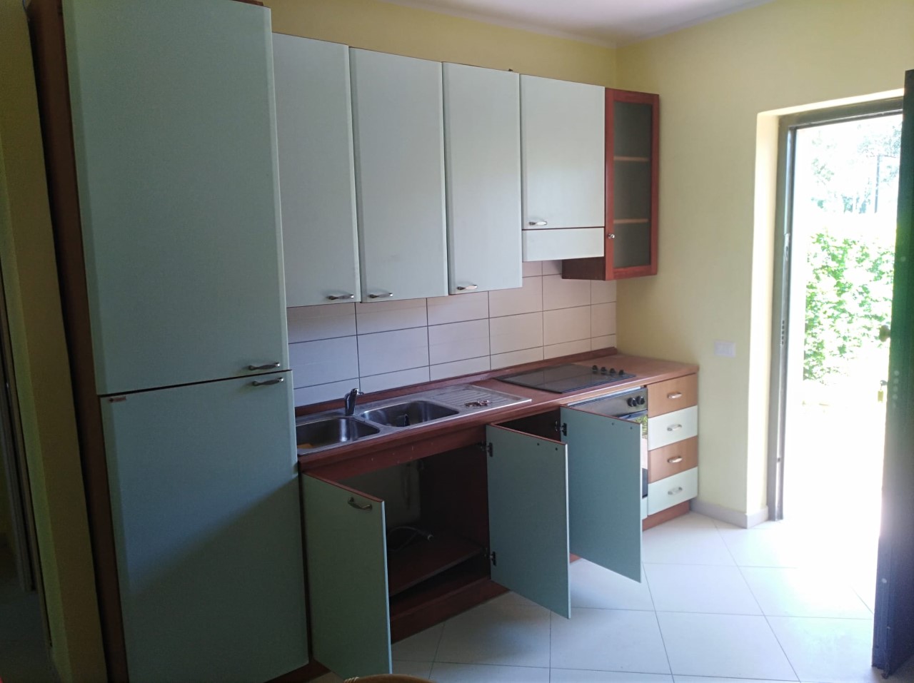 Resale BEACH APARTMENT