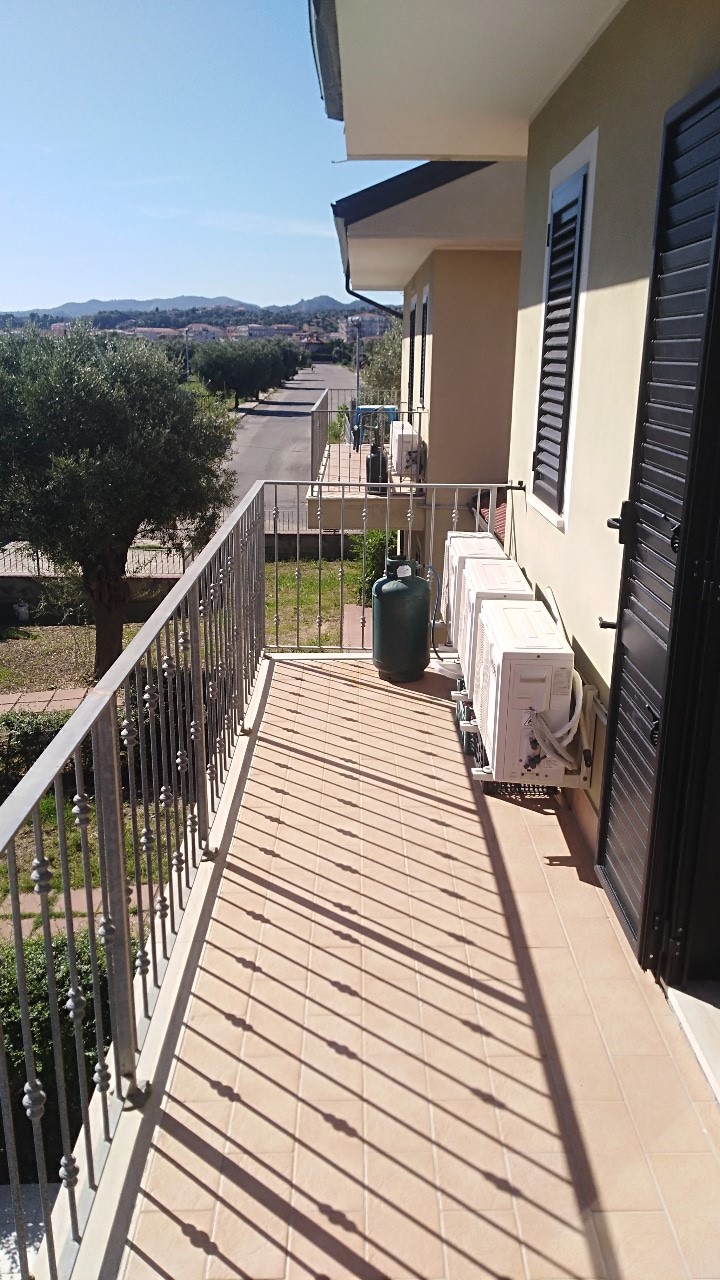 10 Beach Homes , one price