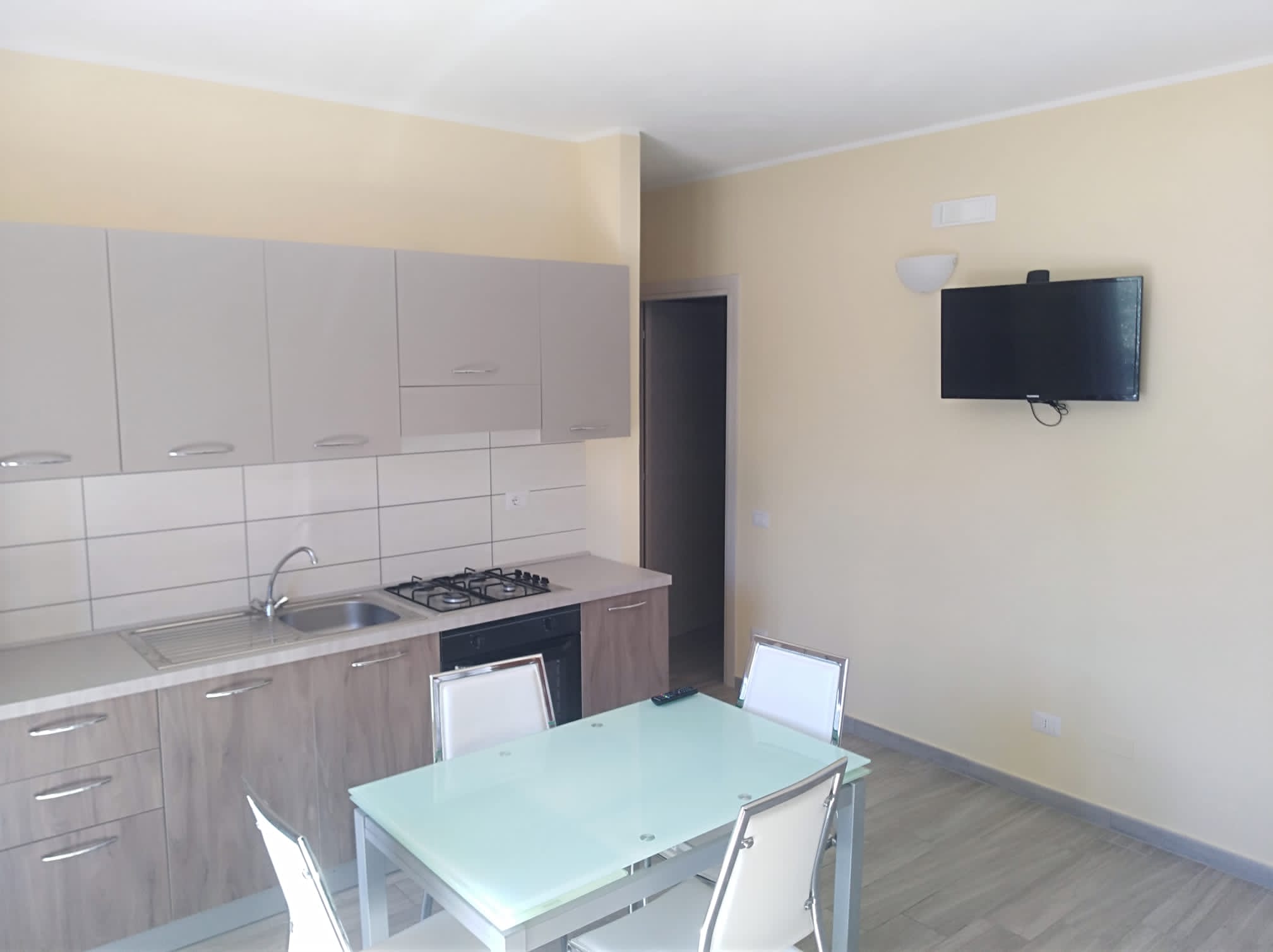 10 Beach Homes , one price