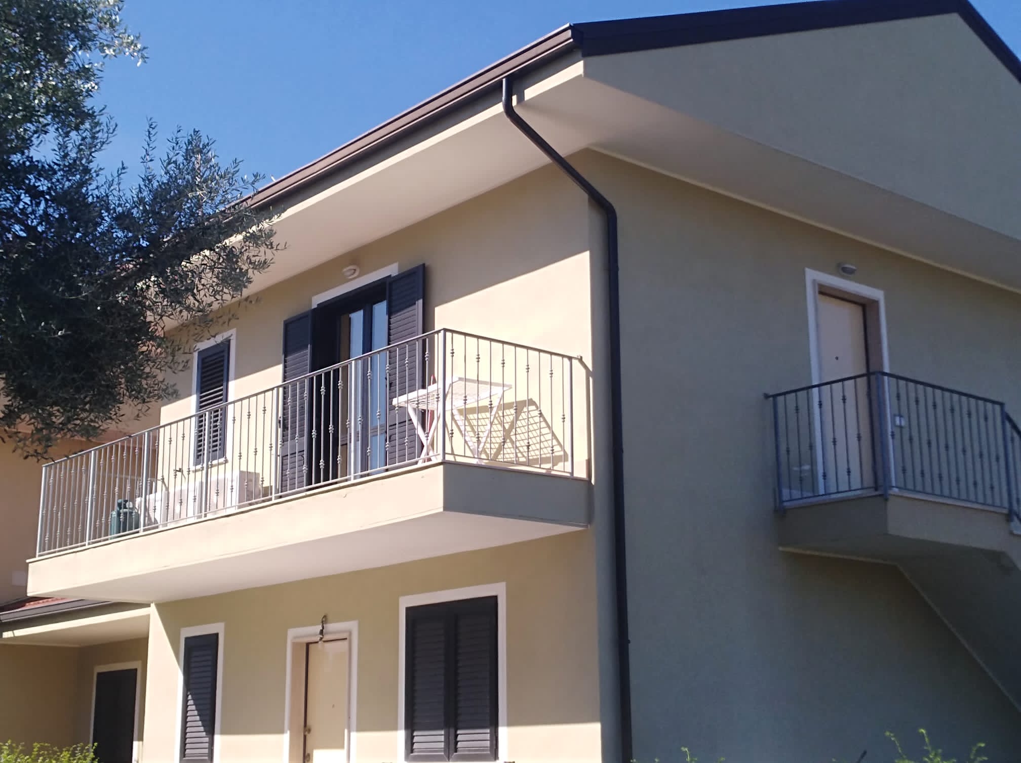 10 Beach Homes , one price