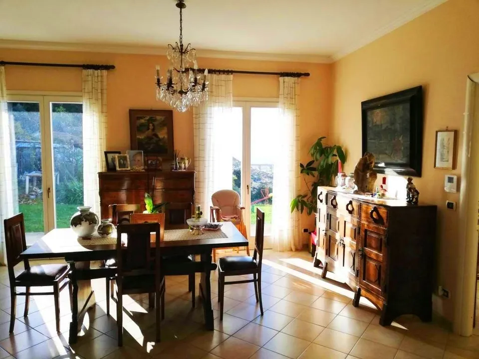 For sale newly built detached villa in Vallecrosia