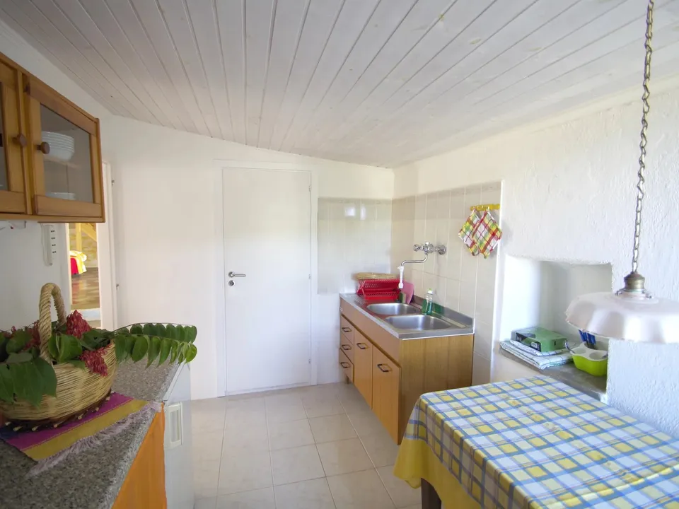 Stunning country house located in the picturesque old town of Belmonte Calabro for sale