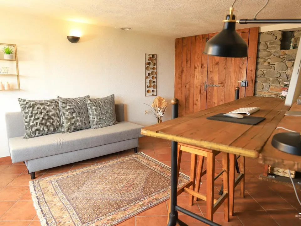 Stone farmhouse in Filattiera for sale