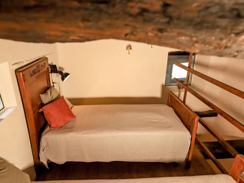 Stone farmhouse in Filattiera for sale