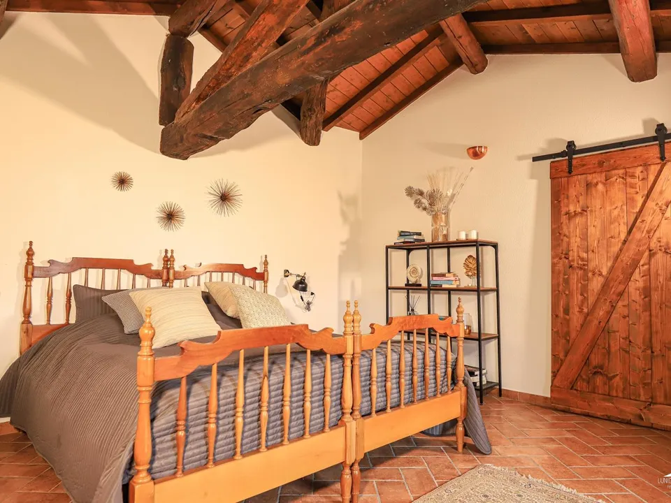 Stone farmhouse in Filattiera for sale