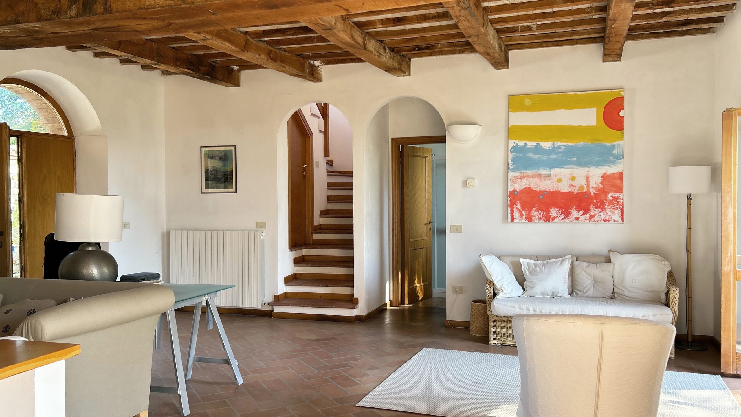 Restored country house with pool in Monte San Martino