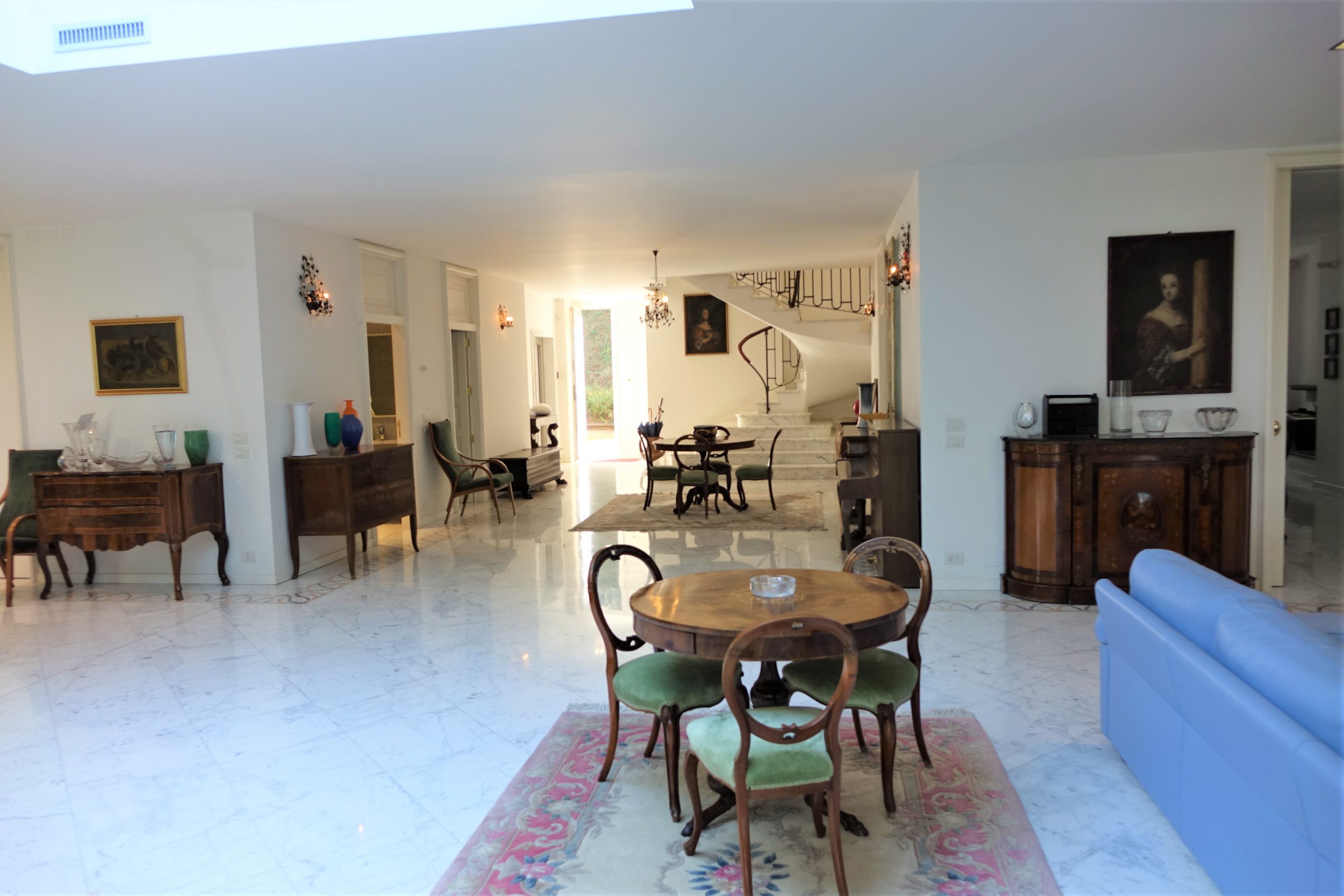 Country House with olive grove in Marche, Macerata, Tolentino.