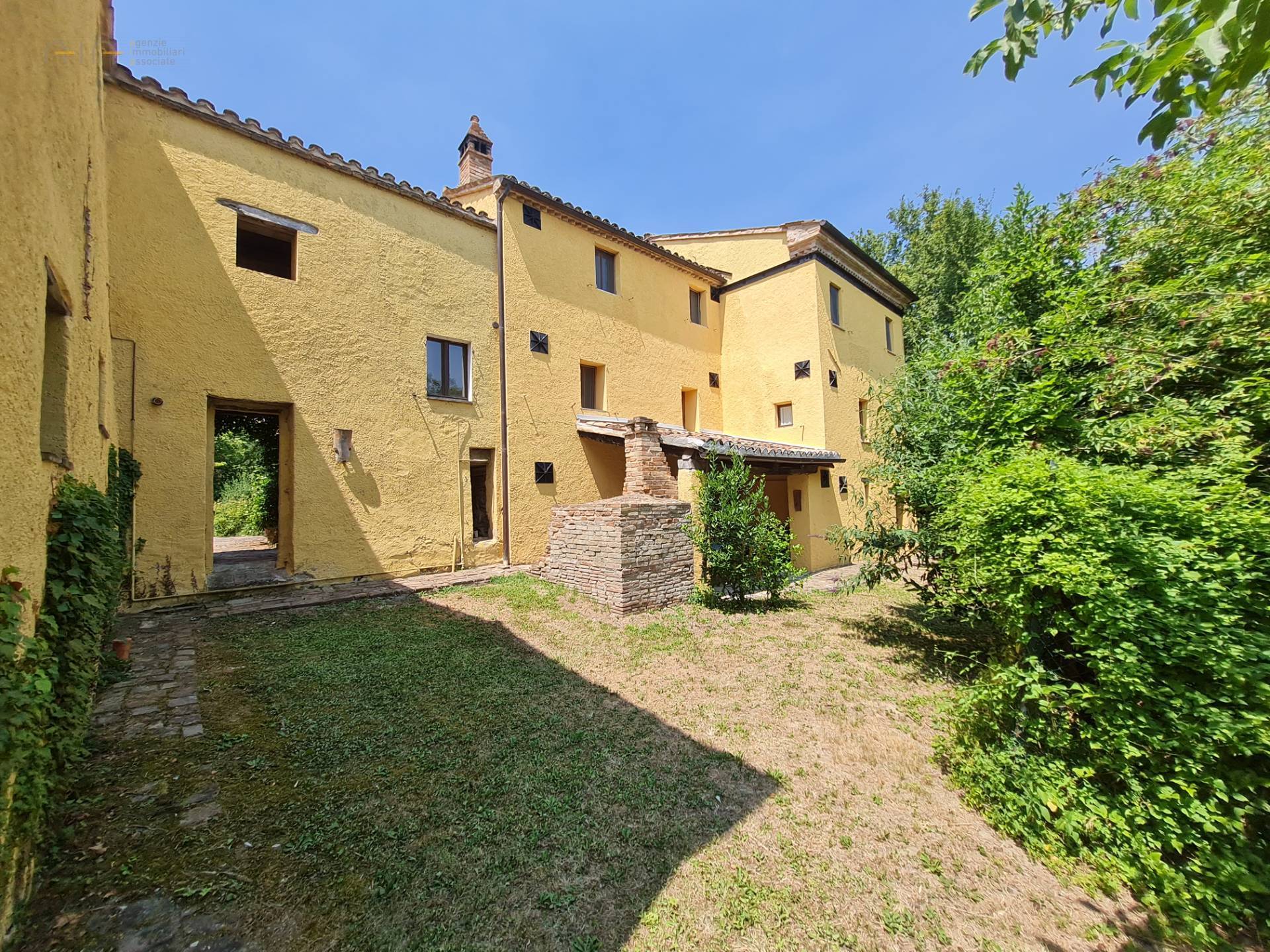 Fantastic villa with pool