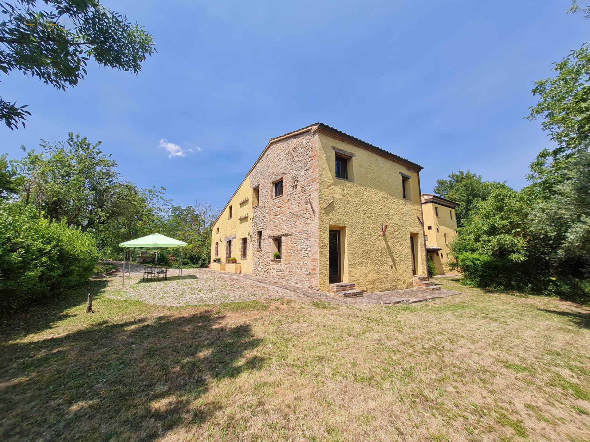 Fantastic villa with pool