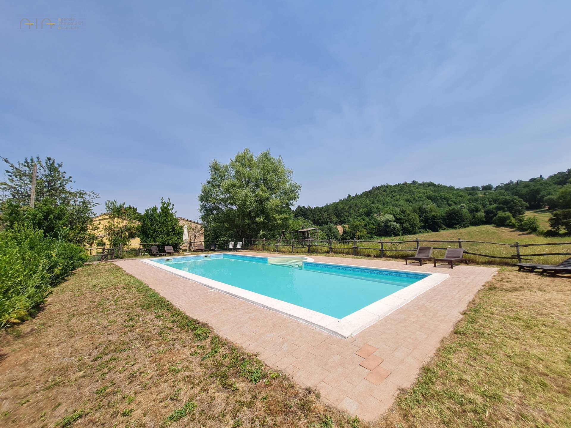 Fantastic villa with pool